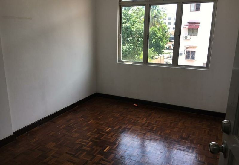 Subang Perdana Goodyear Court 8