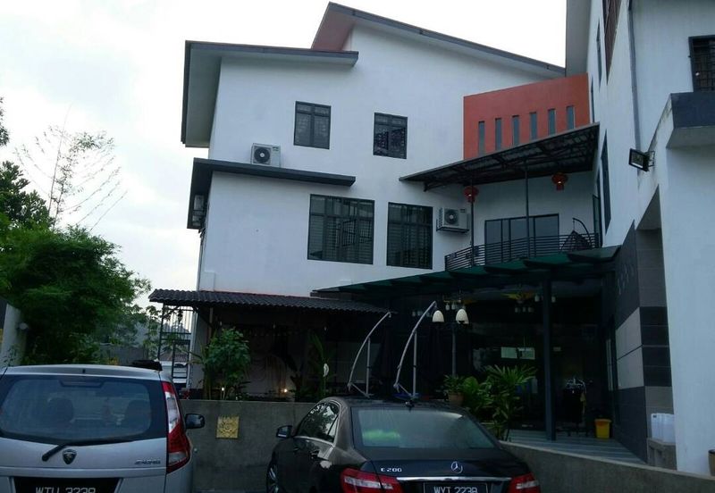 FOR SALE - BUNGALOW AT RIMBA VALLEY 9 KOTA DAMSARA