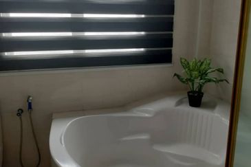 FOR SALE - PENTHOUSE BOULEVARD, SUBANG JAYA