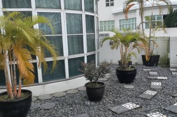 FOR SALE - PENTHOUSE BOULEVARD, SUBANG JAYA