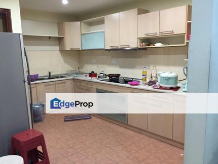 FOR SALE - PALM SPRINGS CONDO KOTA DAMANSARA, Selangor, Kota Damansara