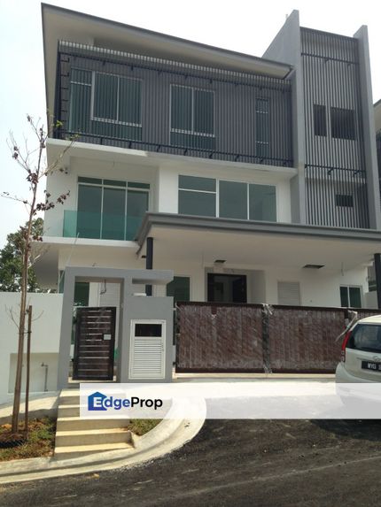 FOR SALE - BUNGALOW @ ROS RESIDENCE KAJANG, Selangor, Kajang