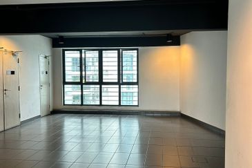 FOR RENT - CONDO IN PJ BOULEVARD