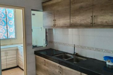 FOR SALE - PENTHSE ANGGERIK 2 KAJANG