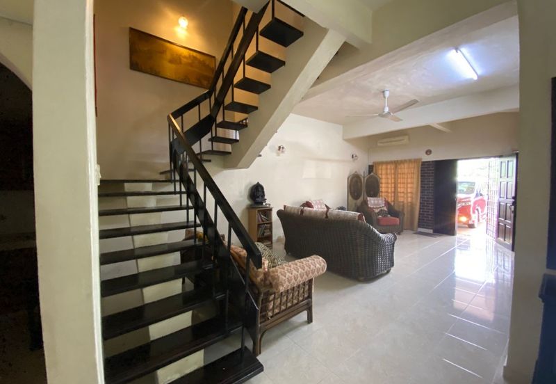 FOR SALE - 2 STY HSE IN TAMAN ESHAN KEPONG