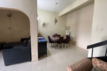 FOR SALE - 2 STY HSE IN TAMAN ESHAN KEPONG