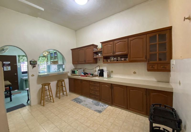 FOR SALE - 2 STY HSE IN TAMAN ESHAN KEPONG