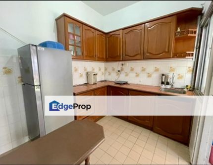 FOR SALE - DOUBLE STY HSE AT USJ 13, Selangor, USJ