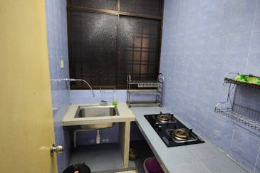 Prima Regency (Dorchester Court)