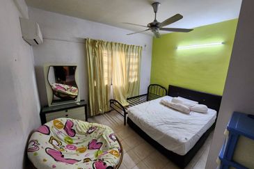 Prima Regency (Dorchester Court)