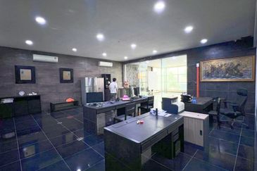 Nusa Cemerlang Industrial Park