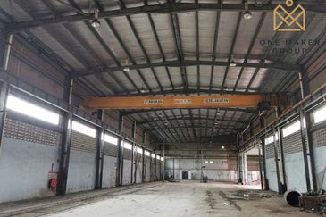 Gelang Patah Warehouse with 10 units Crane and 3 sty Office Building