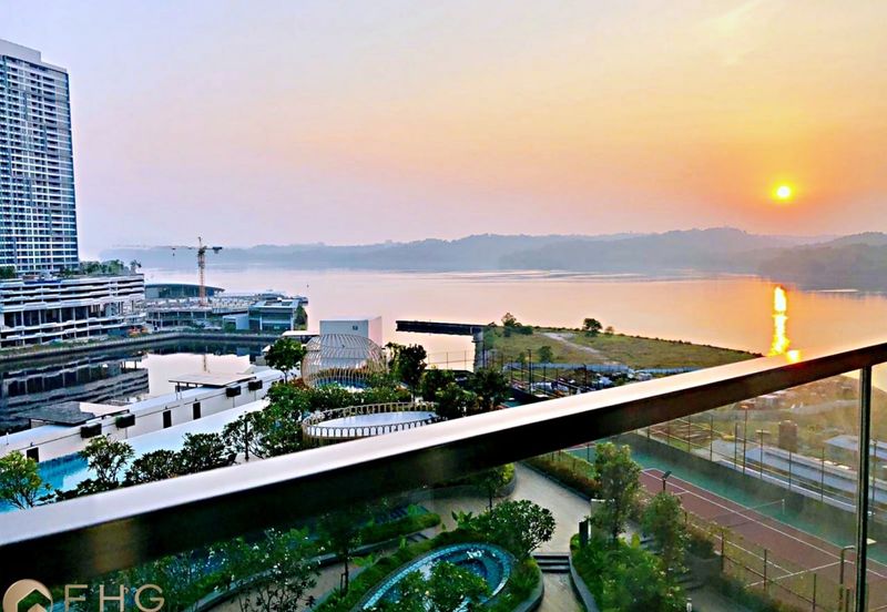 Puteri Cove Residences