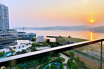 Puteri Cove Residences