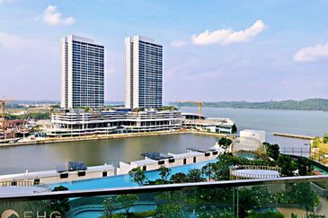 Puteri Cove Residences