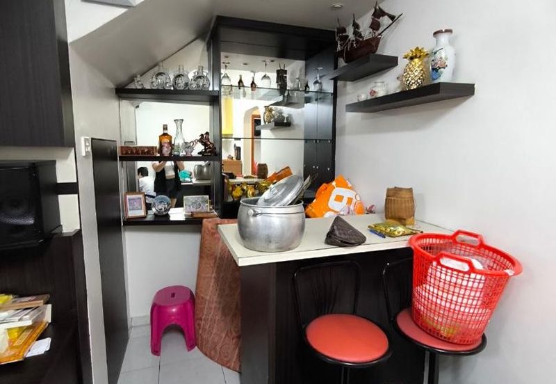 Bukit indah 2 storey Terrance house For Rent