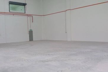Laman Setia Business Park, Gelang Patah 1.5 Storey Semi-D Factory For Sale