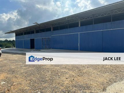 Sungai Tiram @ Ulu Tiram Single Storey Warehouse, Johor, Ulu Tiram
