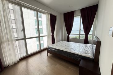 Puteri Cove Residences