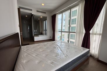 Puteri Cove Residences