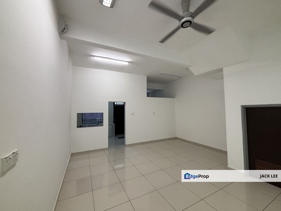LA Garden @ Austin Crest JP Perdana 2sty Terrace House AA Condition, Johor, Johor Bahru