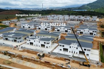 Sungai Gadut, Senawang