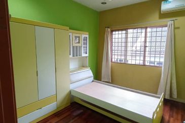 Taman sri putramas sungai buloh, Kuang