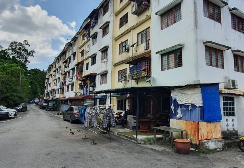 Taman Cheras Awana Apartment