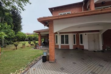 SL 4, Bandar Sungai Long