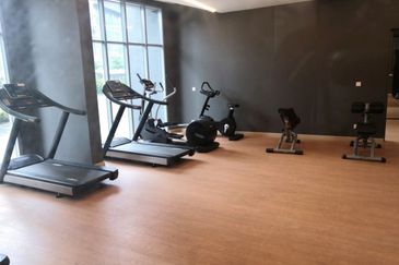 Gravit8 @ Klang South