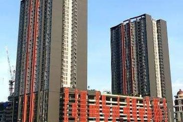 Gravit8 @ Klang South