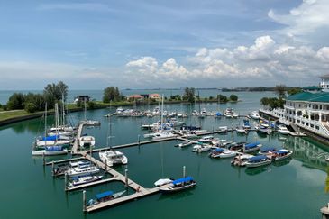 Marina Crescent Condominium