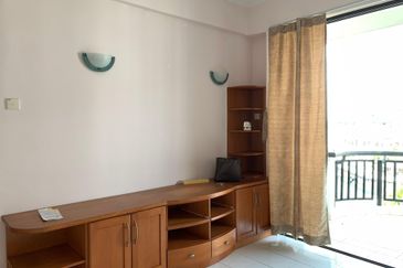 Marina Crescent Condominium