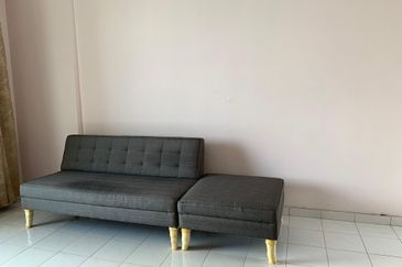 Marina Crescent Condominium