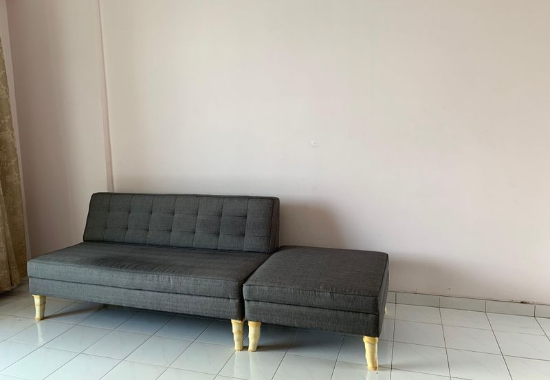 Marina Crescent Condominium