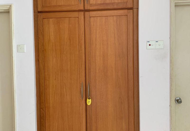 Marina Crescent Condominium