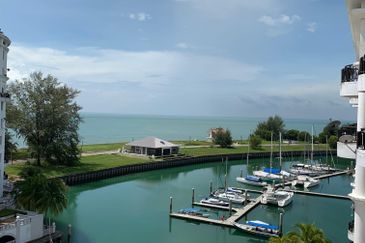 Marina Crescent Condominium