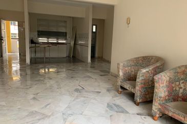 Laguna Condominium Resort