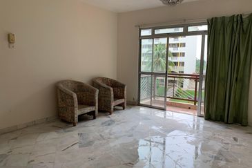 Laguna Condominium Resort