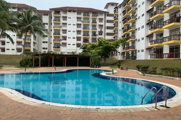 Laguna Condominium Resort