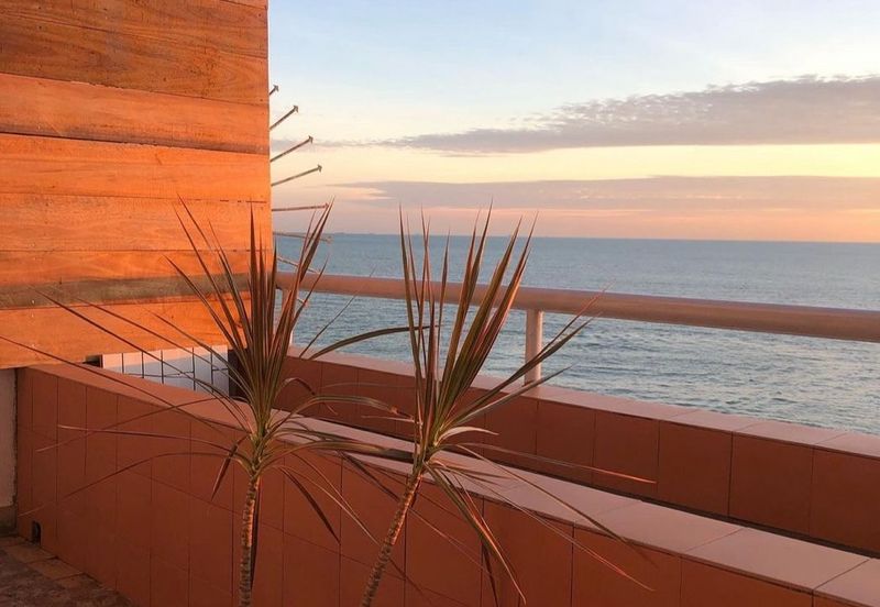 Paradise Lagoon Apartment