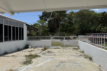 Good location, landed near Port Dickson Town Centre