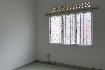 Good location, landed near Port Dickson Town Centre