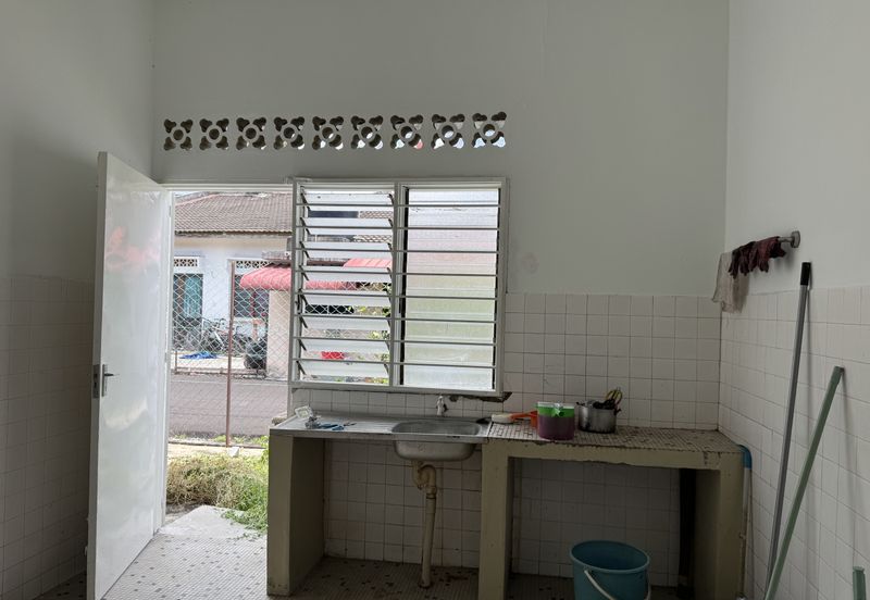 Good location, landed near Port Dickson Town Centre