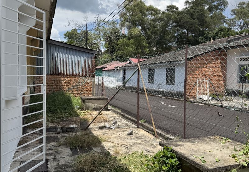 Good location, landed near Port Dickson Town Centre