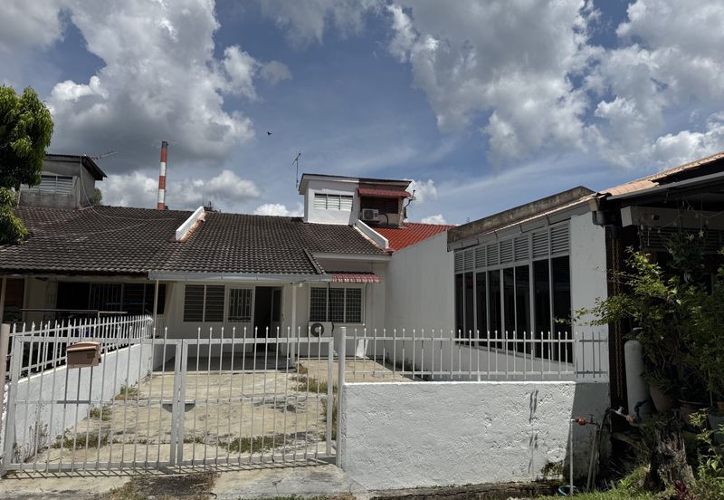 Good location, landed near Port Dickson Town Centre