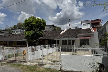 Good location, landed near Port Dickson Town Centre