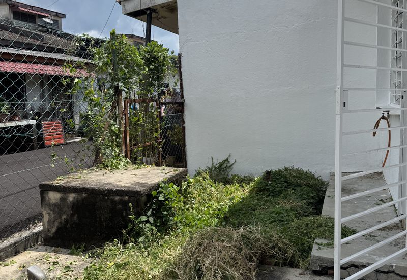 Good location, landed near Port Dickson Town Centre