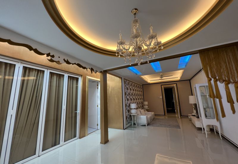 2 sty Bungalow House, Desa Pahlawan, Ampang Hilir, Ampang, KLCC, Built Up approx 8500sf, Land Size: 11543sf, 5 bedrooms 5 bathrooms, Fully Fitted