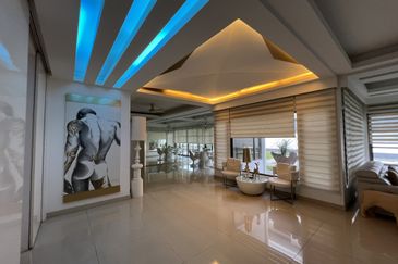 2 sty Bungalow House, Desa Pahlawan, Ampang Hilir, Ampang, KLCC, Built Up approx 8500sf, Land Size: 11543sf, 5 bedrooms 5 bathrooms, Fully Fitted